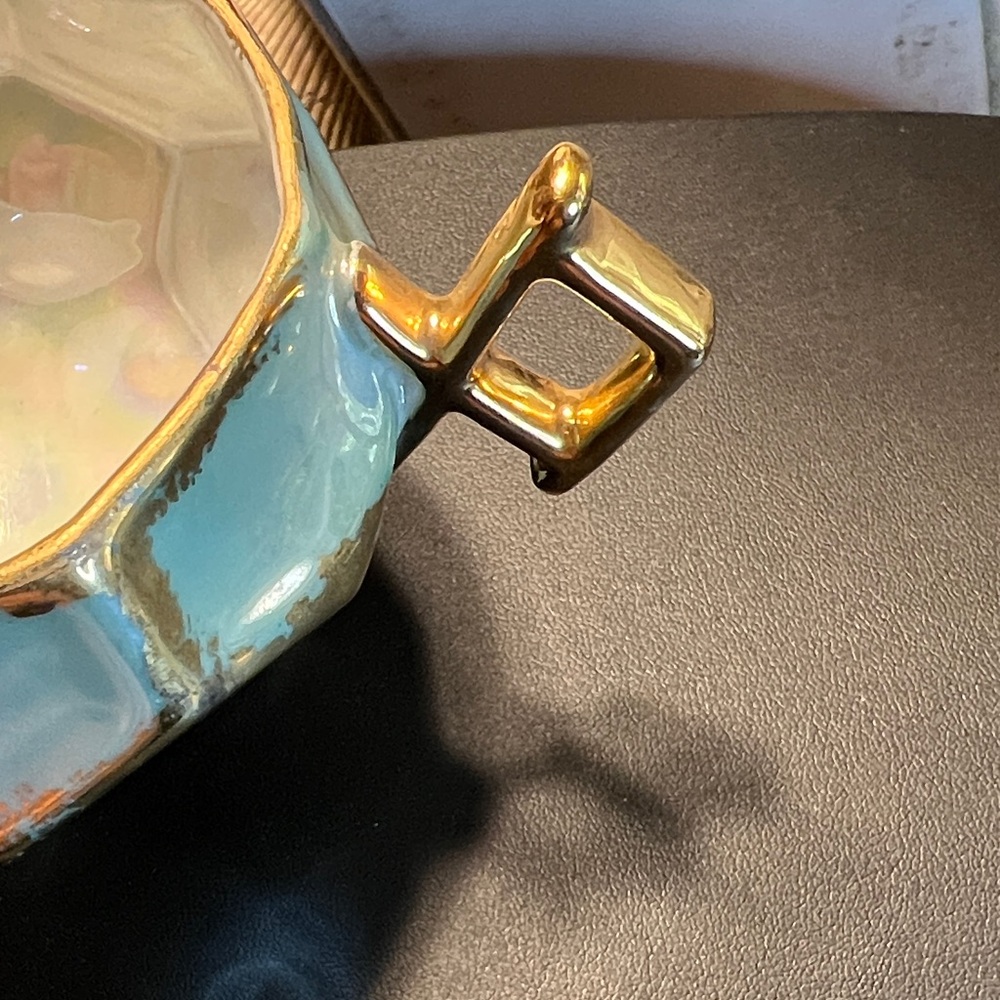 Elegant Gold and Silver Geometric Jewelry Holder - Picture 6 of 7
